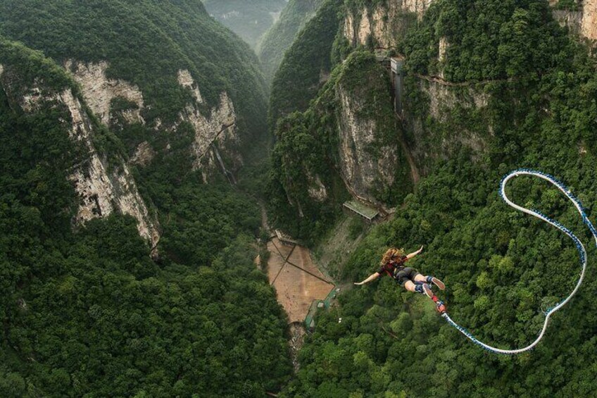 Zhangjiajie Bungee Jumping