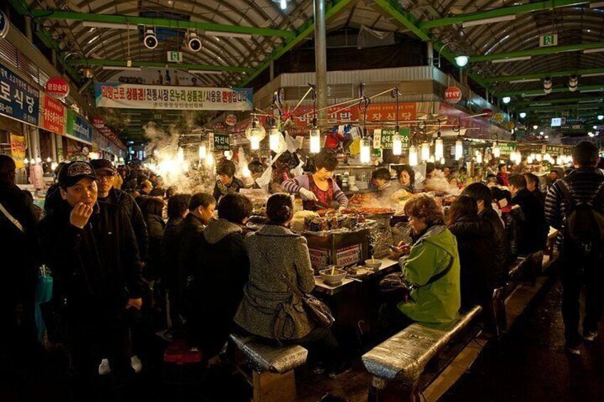 Korea Gwangjang Market _ Pliko Korea Tour_Foodie_seoul night tour