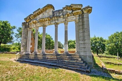 Explore Berat(UNESCO) and Apollonia from Tirana/Durres