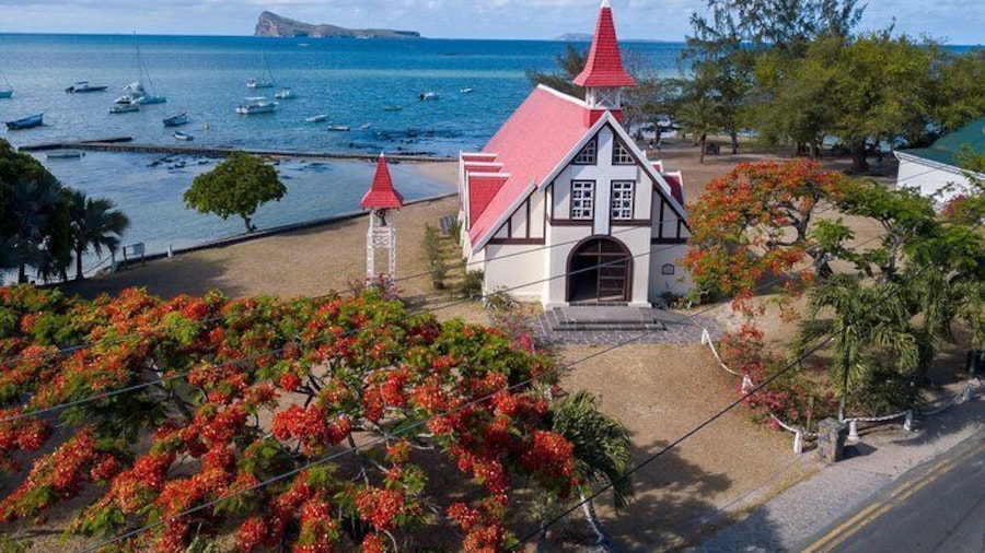Notre-Dame Auxiliatrice de Cap Malheureux Church