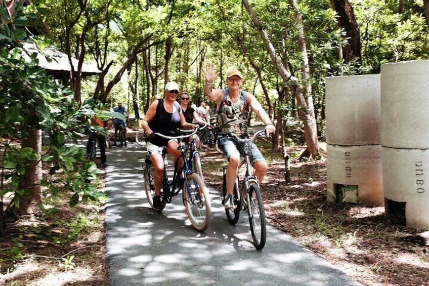 Bangkrachao or green lung of Bangkok, a hidden jungle surrounded by the Chao Praya river