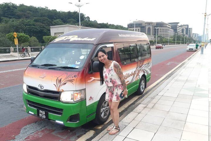 Kuala Lumpur Airport To Malacca City EN-ROUTE Putrajaya City Tour