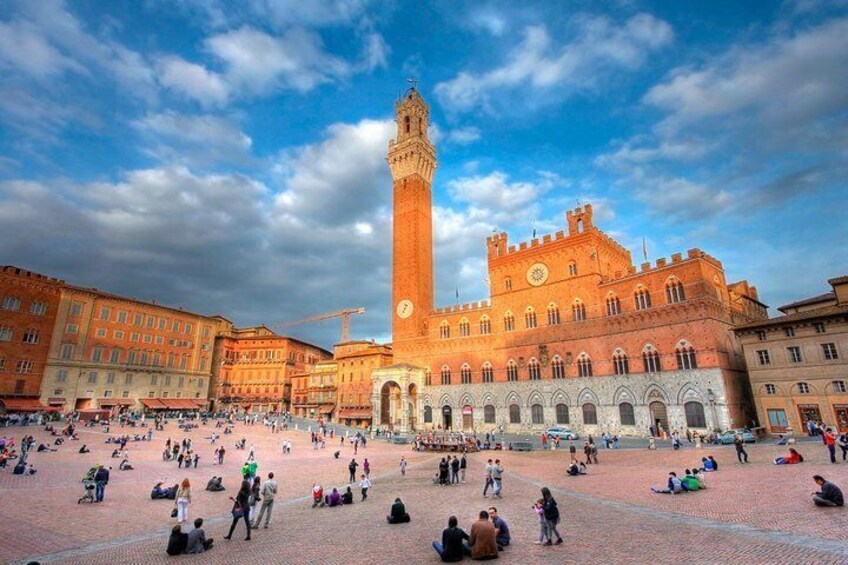 All in One; San Gimignano, Pisa and Siena from Florence