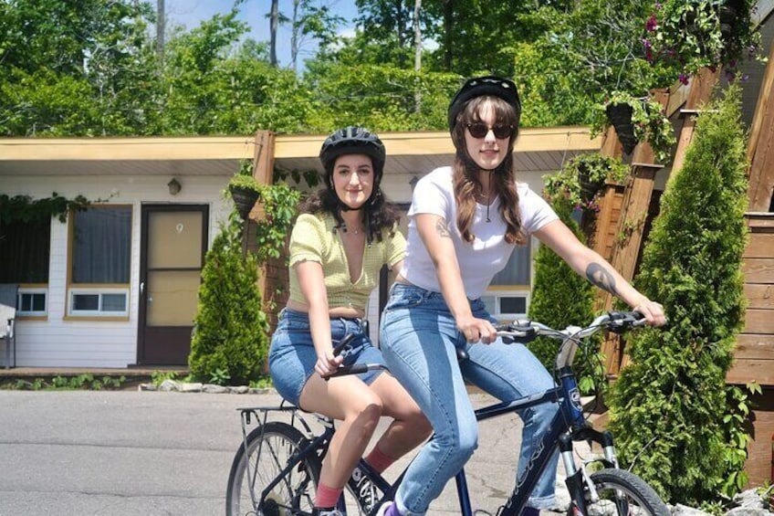 Rent a Tandem Bike on Ile d'Orleans (for 2 people)