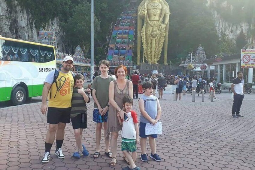 4 in 1 Nature Trip to Batu Caves, Firefly, Waterfall & Hotspring Trip