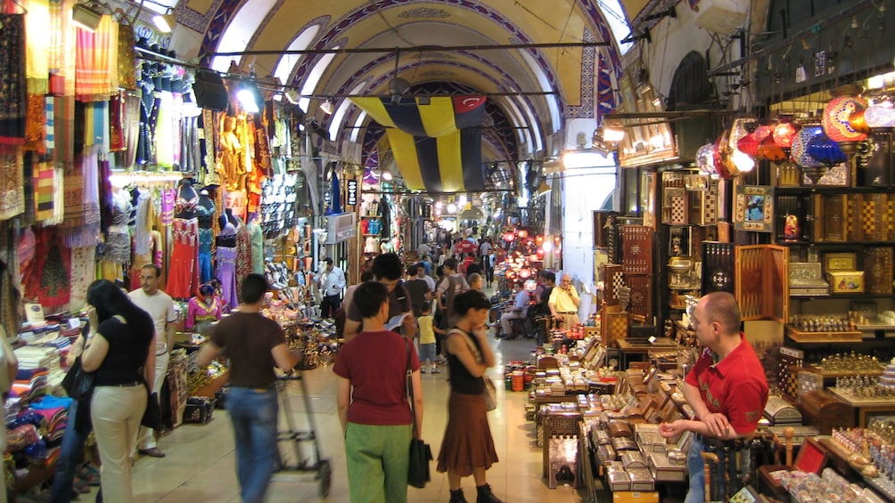 People inside the Grand Bazaar shopping center in Istanbul 