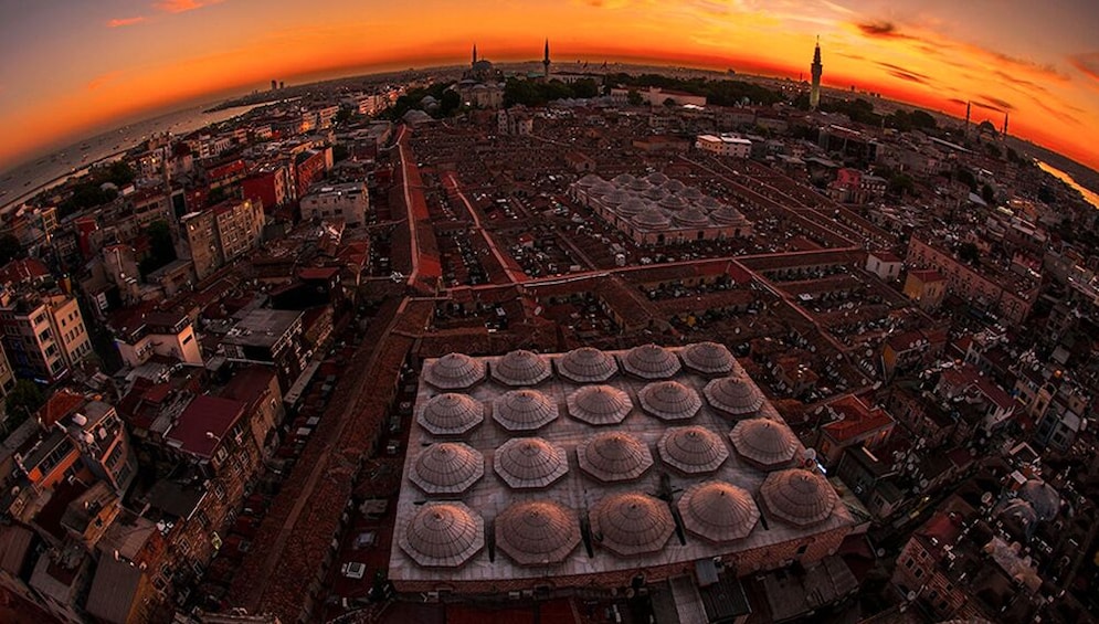 Skip-the-Line Hagia Sophia & Grand Bazaar Small-Group Tour