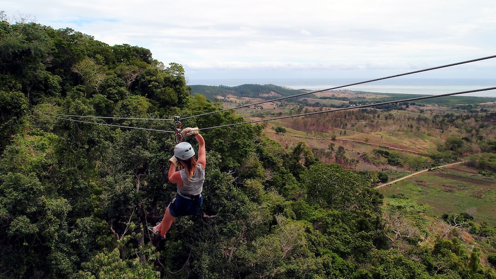 zipliner in fiji