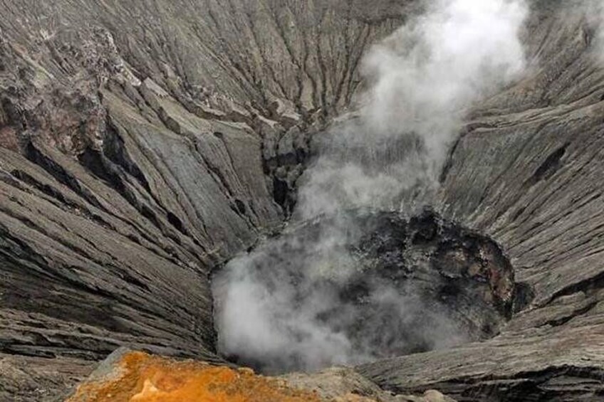 Smoking Bromo