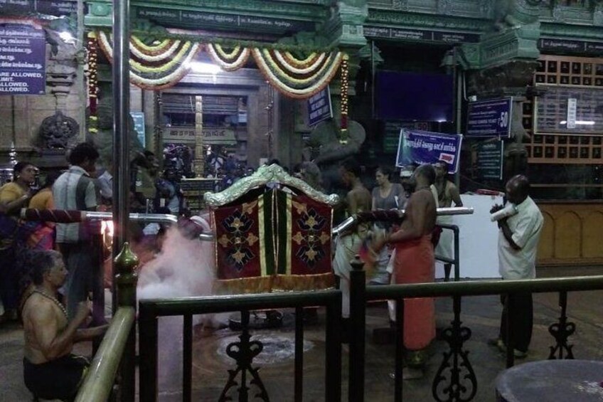 Private Tour: Madurai Meenakshi Amman Temple Night Ceremony