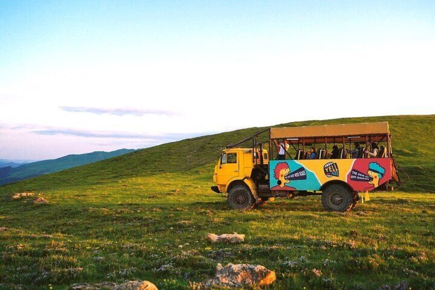Private tour to Dilijan town, Yenokavan - active rest in Yell Extreme park