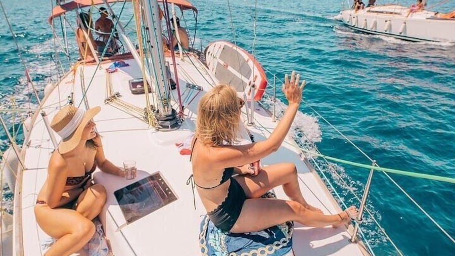 Half Day Sailing on a comfort yacht around Hvar and Pakleni islands- small group