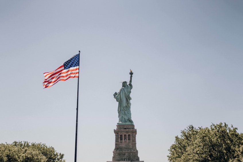 Åpne bilde 3 av 8. Early Access Statue of Liberty & Ellis Island