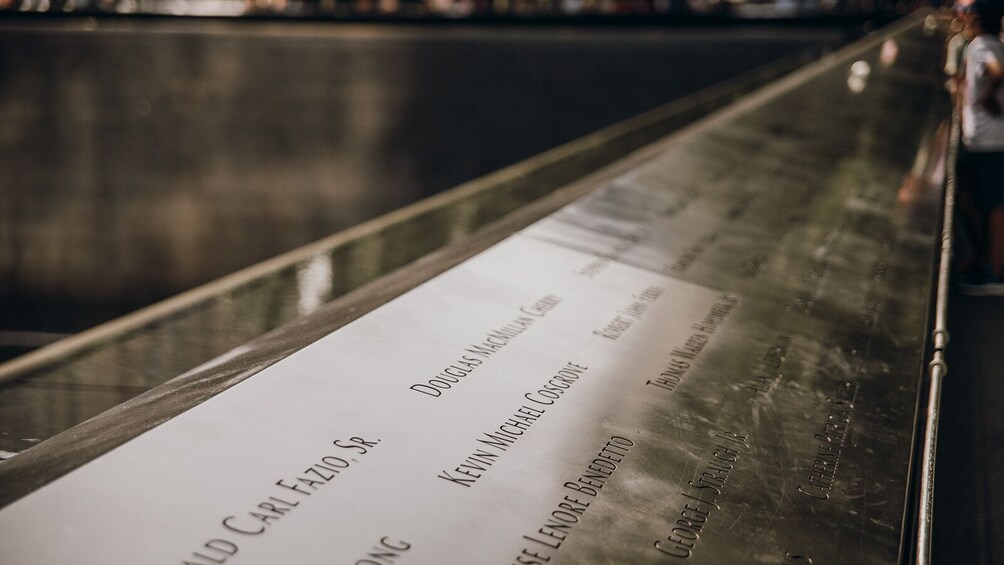 Guided 9/11 Memorial Tour with Reserved 9/11 Museum Tickets