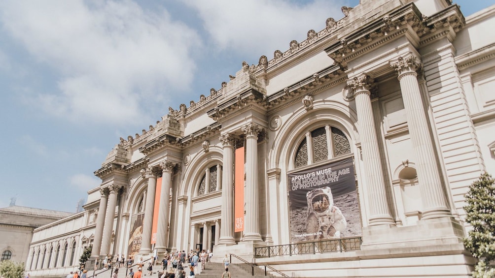 Extended Met: Metropolitan Museum of Art in 3 Hours