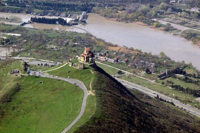 Jvari