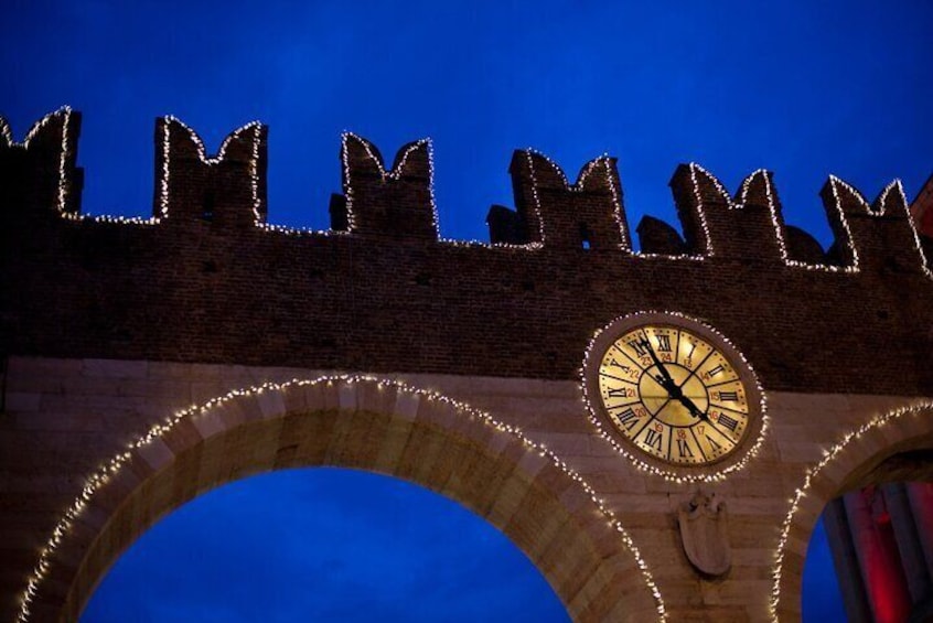 Verona Christmas Markets and Main Historical Sites 