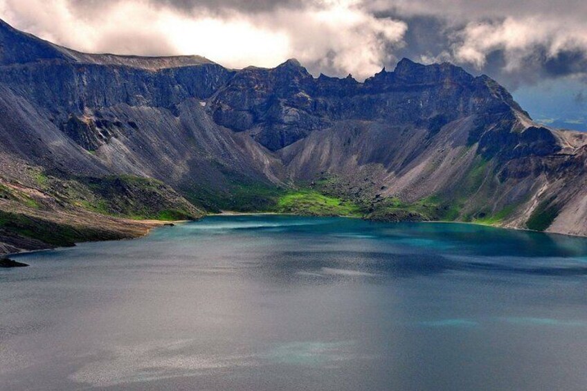 4-Day Private Tour Combo Package of Changbai Mountain with Accommodation