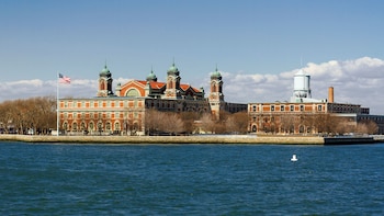 Statue of Liberty, Ellis Island & 9/11 Museum Guided Tour