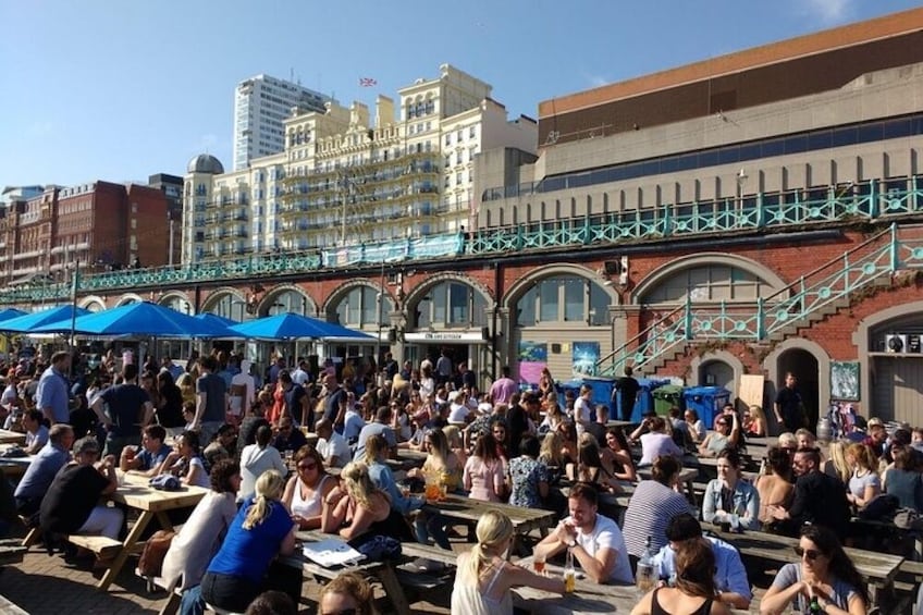 Walking food tour: Introduction to Brighton through food