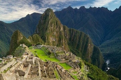 Tour to Machu Picchu 1 Day from Cusco by train