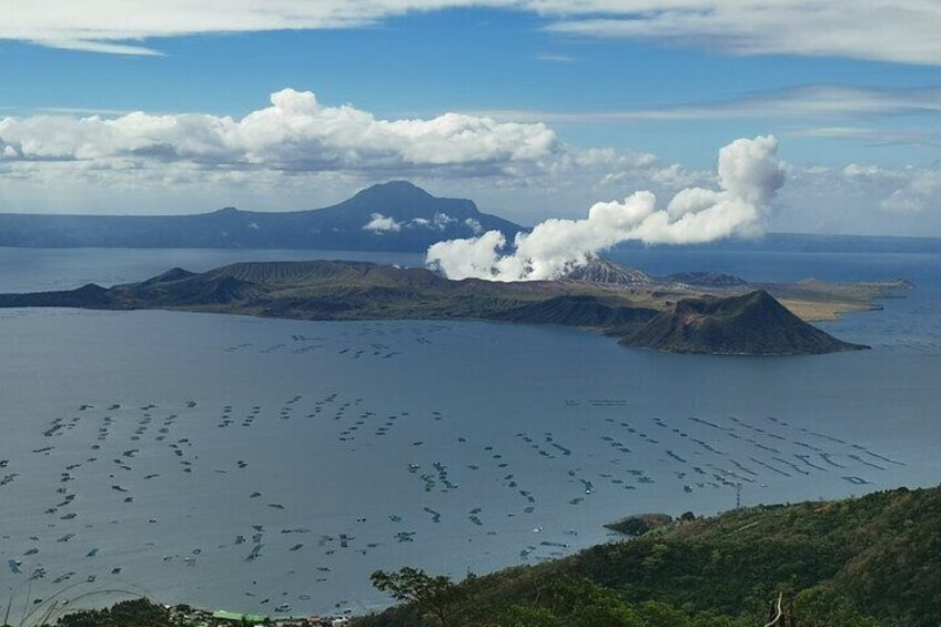 Amazing Taal Volcano Tour (Boat Included)