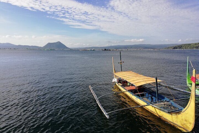 Taal Volcano Boat Lake Sightseeing Tour with American Cemetery & Museum BGC