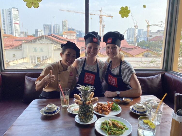 Half Day Saigon Cooking Class with Market Visit