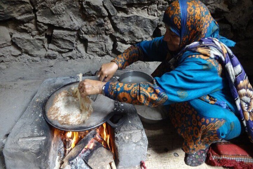 Baking bread at Al Safah Heritage house