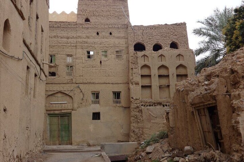 Abandoned Al Hamra village