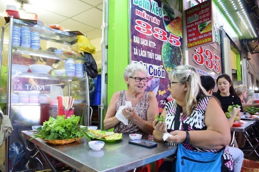 green vegetable in Vietnamese dish