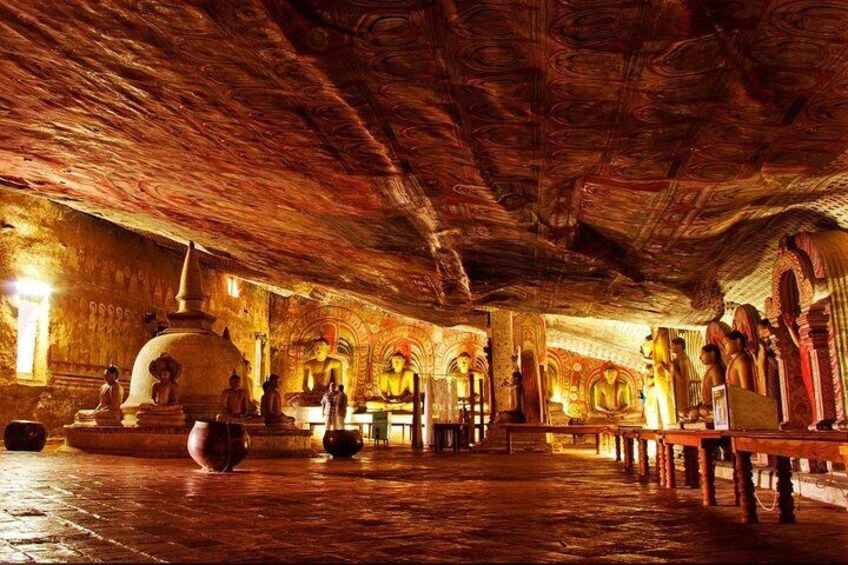 Day Tour to Sigiriya Rock Fortress and Dambulla Cave Temple From Colombo.