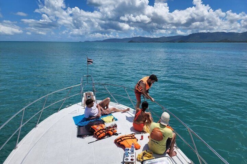Private Boat for snorkeling to Koh Tan and Koh Madsum (Pig Island) Day Cruise.