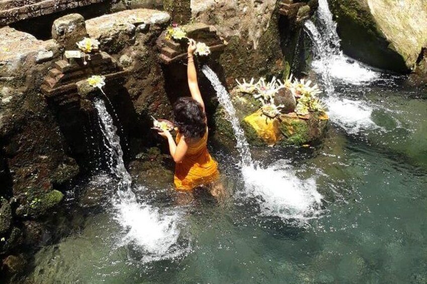Soul Purification at Pura Mengening