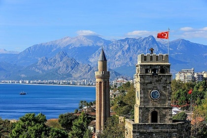 Cıty Tour Of ANTALYA with boat 1 hours. (the place to be seen)