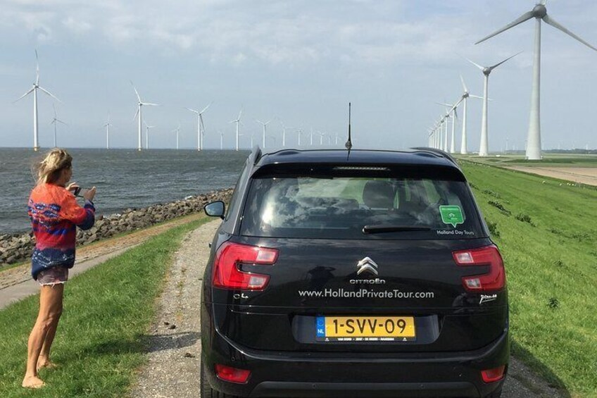 Optional stop: Windturbines IJsselmeer