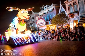 Hong Kong Disneyland® Park with Hotel Pickup