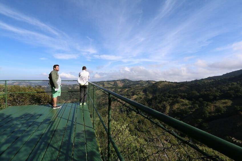 3 hours of the Longest and Highest Extreme Zip line Experience in Monteverde