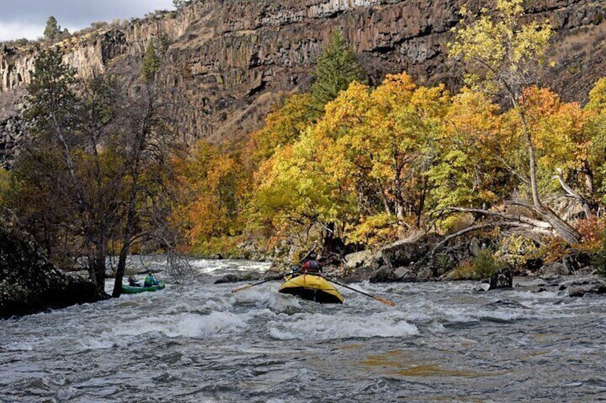 Rafting Kikacéki (Ward's) Canyon on the "New" Klamath.