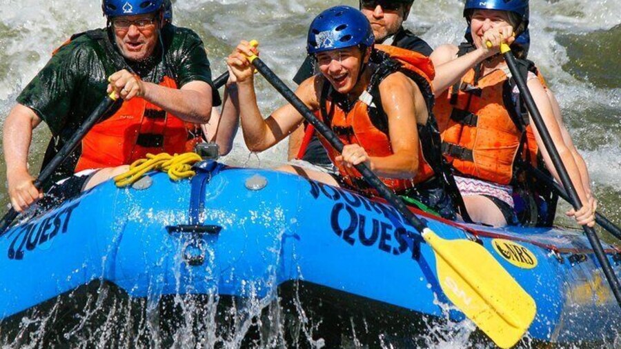 The Full-Day Bighorn Sheep Canyon rafting trip is perfect for families and groups!