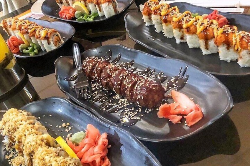 Crunchy roll, steak roll, spicy tuna roll