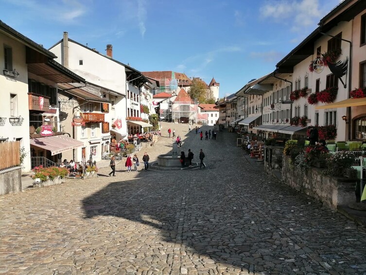 Gruyères Private tour:Chocolate & Cheese factory countryside