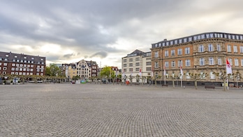 10 Top Things To Do In Dusseldorf Activity Guide Expedia