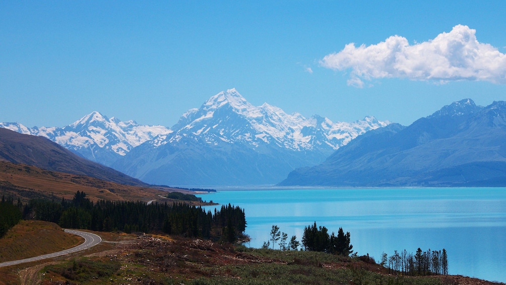 Lake view of of southern circle in Christchurch New Zealand. 