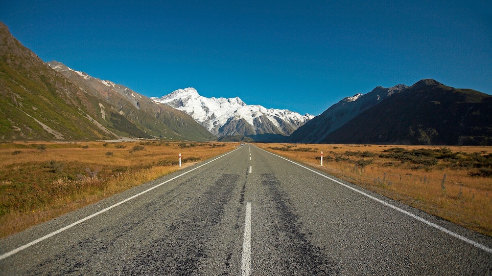 Roadway to southern circle in Christchuch New Zealand. 