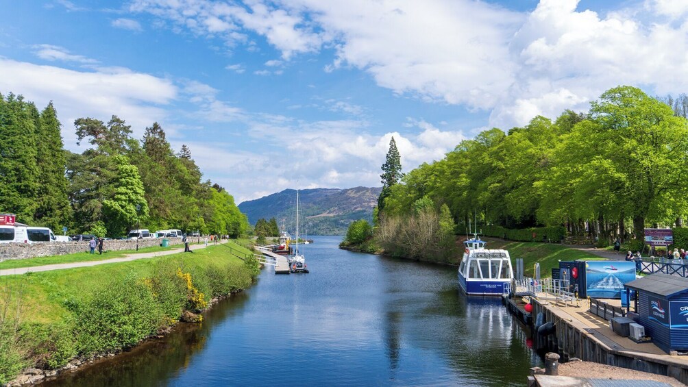 Loch Ness and Highlands Explorer Full-Day Tour