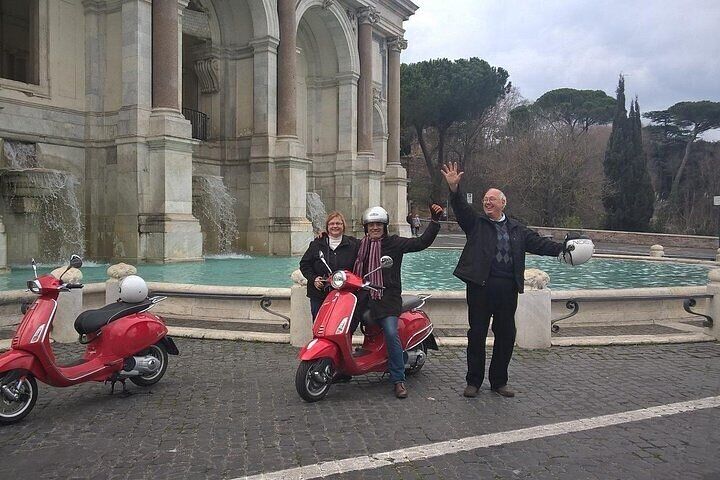 vespa rental Rome