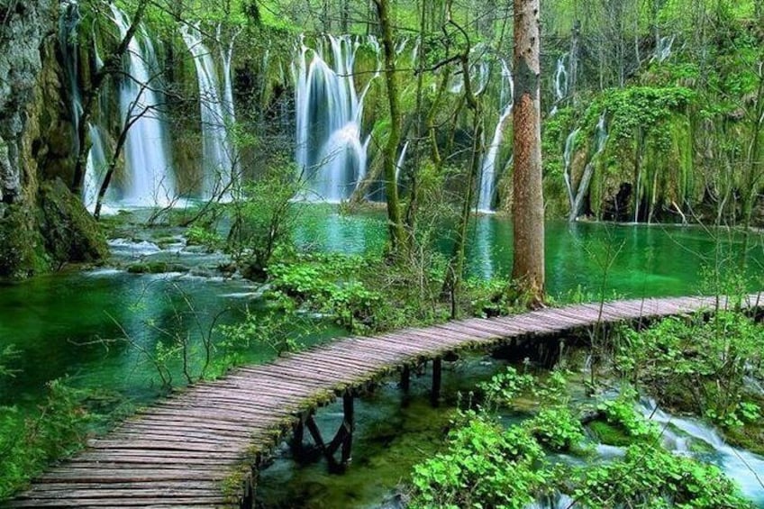 Plitvice Lakes - Day Tour from Zadar- TICKETS INCLUDED