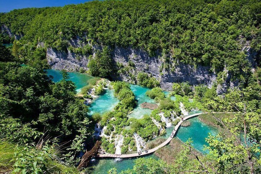 Plitvice Lakes Day Tour - TICKETS INCLUDED