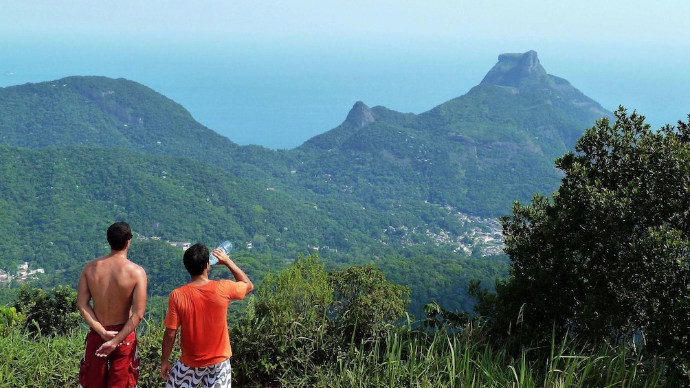 Hiking pair in Tijuca rainforest in Rio de Janeiro